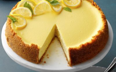 Why do you put lemon juice in cheesecake?